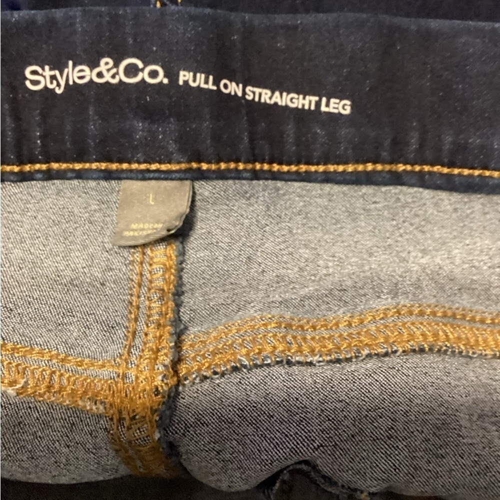 NWT Style & Co Size L Pull On Straight Leg Jeans - Picture 4 of 6